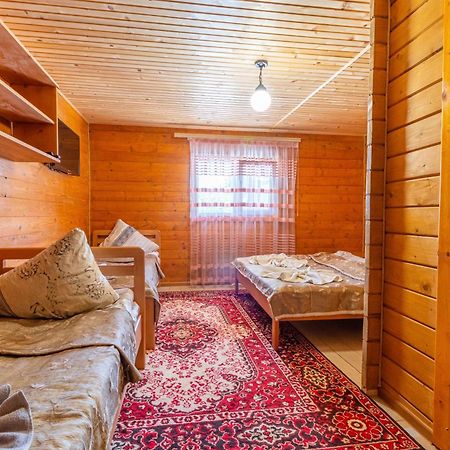 Astoria Hotel Solotvyno Bagian luar foto